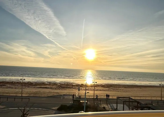 T2 La Vue Panoramique Sur L'ocean A 180 *